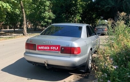 Audi S8, 1997 год, 700 000 рублей, 3 фотография