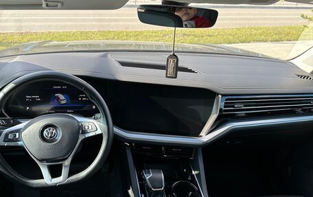 Volkswagen Touareg III, 2020 год, 6 000 000 рублей, 4 фотография