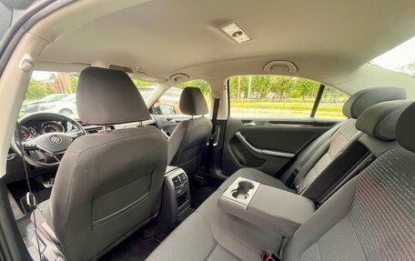 Volkswagen Jetta VI, 2017 год, 1 545 000 рублей, 16 фотография