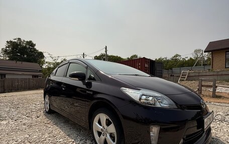 Toyota Prius, 2014 год, 1 490 000 рублей, 3 фотография