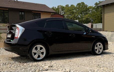 Toyota Prius, 2014 год, 1 490 000 рублей, 5 фотография