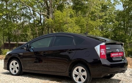 Toyota Prius, 2014 год, 1 490 000 рублей, 6 фотография