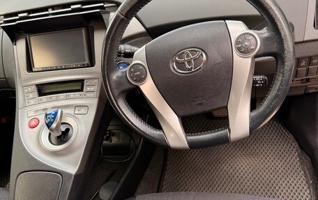 Toyota Prius, 2014 год, 1 490 000 рублей, 11 фотография