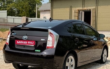 Toyota Prius, 2014 год, 1 490 000 рублей, 7 фотография