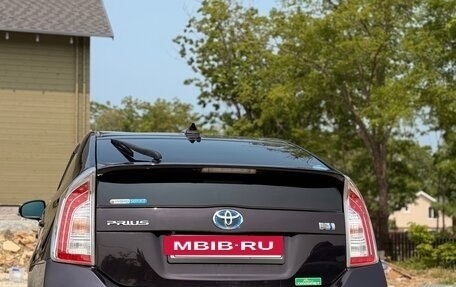 Toyota Prius, 2014 год, 1 490 000 рублей, 9 фотография