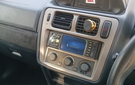 Mitsubishi Pajero iO, 2000 год, 280 000 рублей, 10 фотография