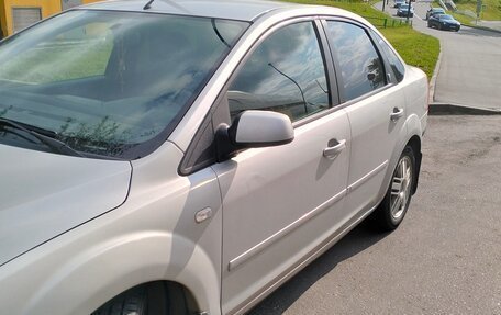 Ford Focus II рестайлинг, 2006 год, 570 000 рублей, 2 фотография