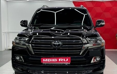 Toyota Land Cruiser 200, 2018 год, 7 600 000 рублей, 8 фотография