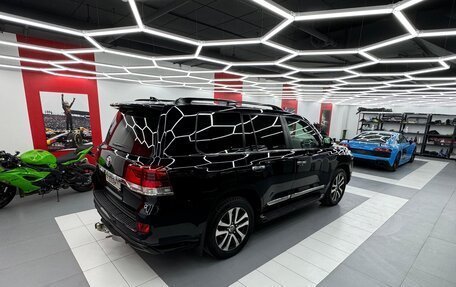 Toyota Land Cruiser 200, 2018 год, 7 600 000 рублей, 15 фотография