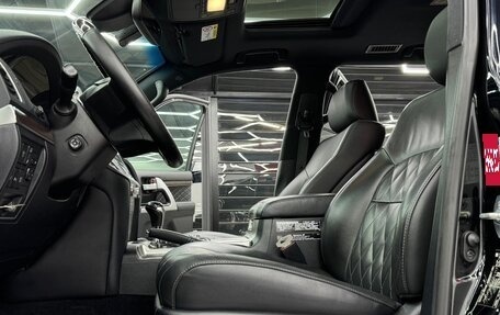 Toyota Land Cruiser 200, 2018 год, 7 600 000 рублей, 20 фотография