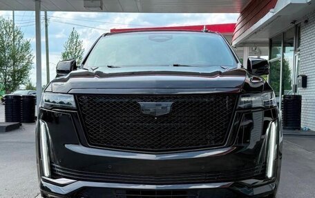 Cadillac Escalade V, 2022 год, 13 695 000 рублей, 1 фотография