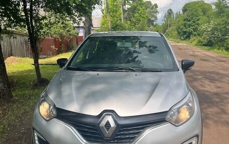 Renault Kaptur I рестайлинг, 2019 год, 1 150 000 рублей, 1 фотография