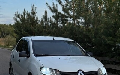 Renault Logan II, 2016 год, 700 000 рублей, 1 фотография