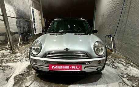 MINI Hatch, 2002 год, 735 000 рублей, 14 фотография