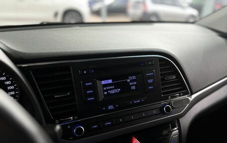 Hyundai Elantra VI рестайлинг, 2017 год, 1 399 000 рублей, 13 фотография