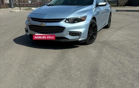 Chevrolet Malibu IX, 2016 год, 1 570 000 рублей, 2 фотография