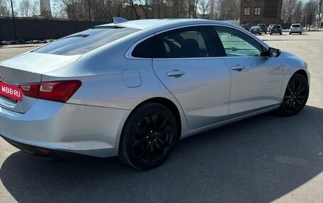 Chevrolet Malibu IX, 2016 год, 1 570 000 рублей, 3 фотография