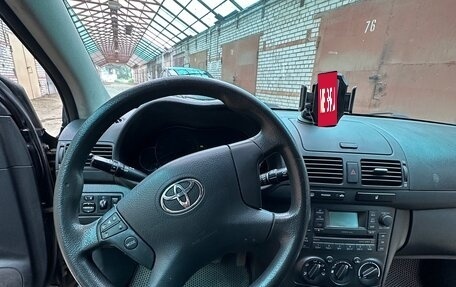 Toyota Avensis III рестайлинг, 2007 год, 750 000 рублей, 12 фотография
