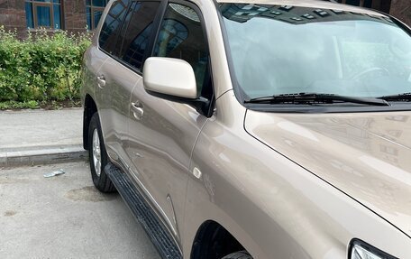 Toyota Land Cruiser 200, 2008 год, 3 900 000 рублей, 8 фотография