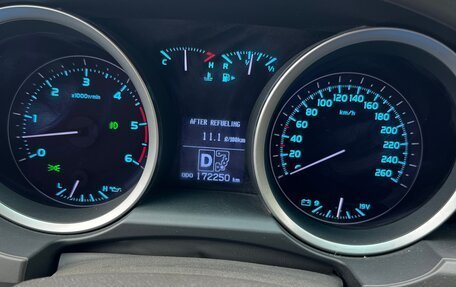 Toyota Land Cruiser 200, 2008 год, 3 900 000 рублей, 12 фотография