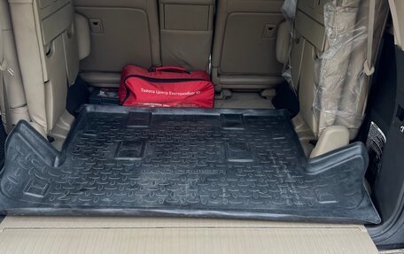 Toyota Land Cruiser 200, 2008 год, 3 900 000 рублей, 17 фотография