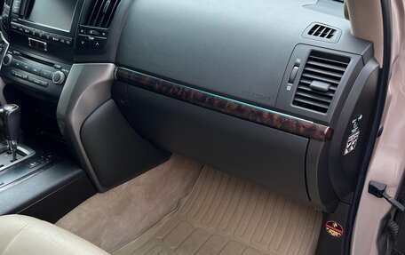 Toyota Land Cruiser 200, 2008 год, 3 900 000 рублей, 26 фотография