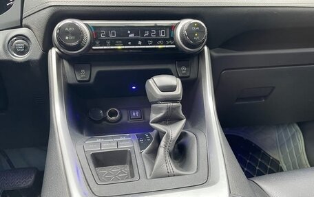 Toyota RAV4, 2022 год, 2 508 000 рублей, 8 фотография