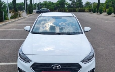 Hyundai Solaris II рестайлинг, 2019 год, 1 350 000 рублей, 1 фотография
