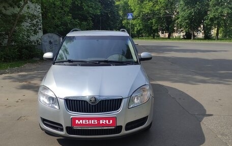 Skoda Fabia II, 2008 год, 359 999 рублей, 1 фотография