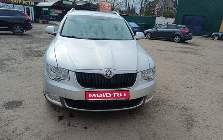 Skoda Superb III рестайлинг, 2011 год, 1 350 000 рублей, 1 фотография