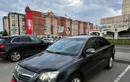 Toyota Avensis III рестайлинг, 2007 год, 660 000 рублей, 1 фотография