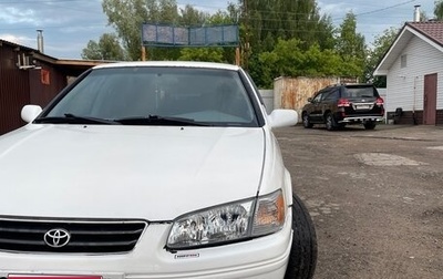 Toyota Camry, 2000 год, 450 000 рублей, 1 фотография