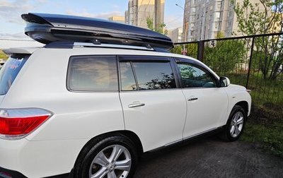 Toyota Highlander III, 2012 год, 2 000 000 рублей, 1 фотография