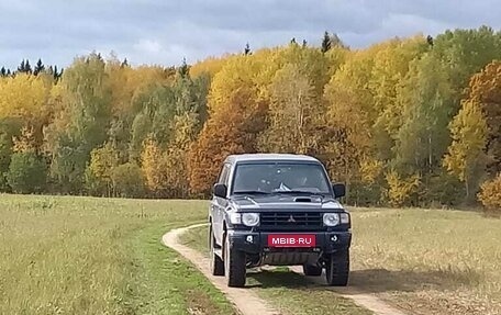 Mitsubishi Pajero III рестайлинг, 1998 год, 700 000 рублей, 2 фотография