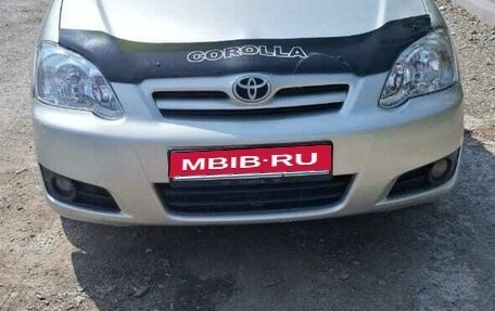 Toyota Corolla, 2004 год, 710 000 рублей, 1 фотография