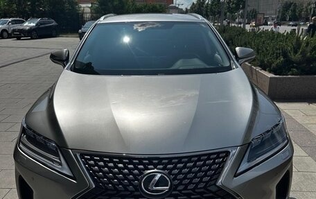 Lexus RX IV рестайлинг, 2021 год, 5 650 000 рублей, 1 фотография