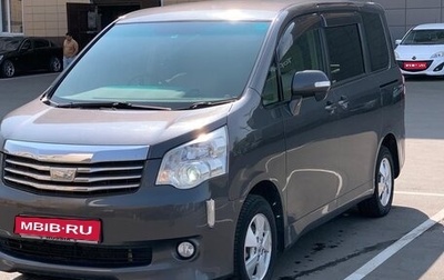 Toyota Noah III, 2011 год, 2 375 000 рублей, 1 фотография