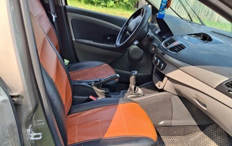 Renault Fluence I, 2010 год, 300 000 рублей, 2 фотография