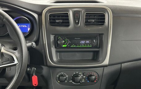 Renault Logan II, 2018 год, 689 000 рублей, 16 фотография