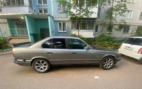BMW 5 серия, 1988 год, 400 000 рублей, 2 фотография