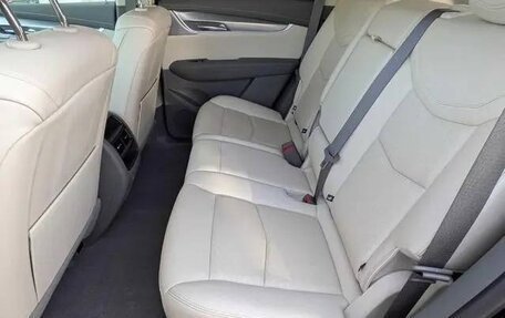 Cadillac XT5 I рестайлинг, 2022 год, 3 018 000 рублей, 12 фотография