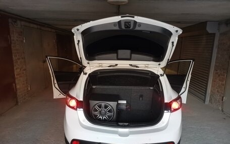 Mazda 3, 2010 год, 1 199 000 рублей, 14 фотография