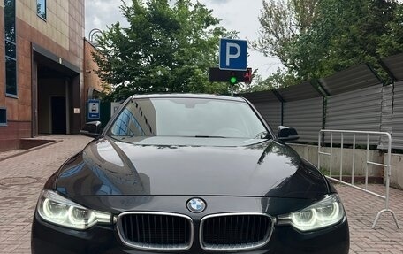 BMW 3 серия, 2016 год, 2 490 000 рублей, 2 фотография