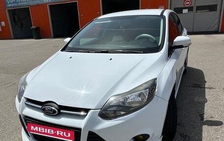 Ford Focus III, 2012 год, 800 000 рублей, 2 фотография