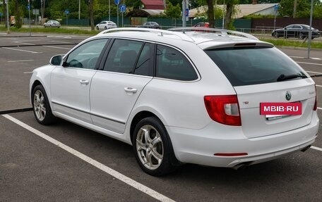 Skoda Superb III рестайлинг, 2011 год, 1 100 000 рублей, 7 фотография