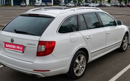Skoda Superb III рестайлинг, 2011 год, 1 100 000 рублей, 5 фотография