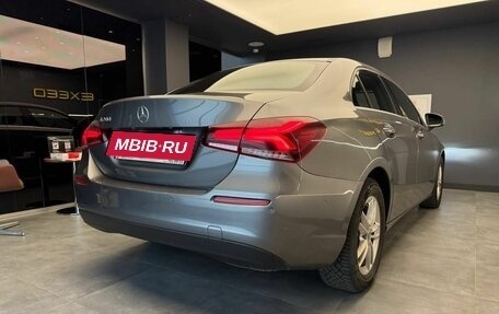 Mercedes-Benz A-Класс, 2019 год, 2 300 000 рублей, 5 фотография