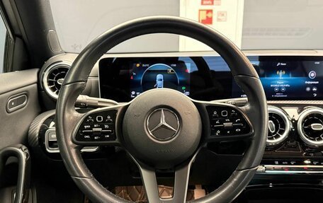 Mercedes-Benz A-Класс, 2019 год, 2 300 000 рублей, 7 фотография