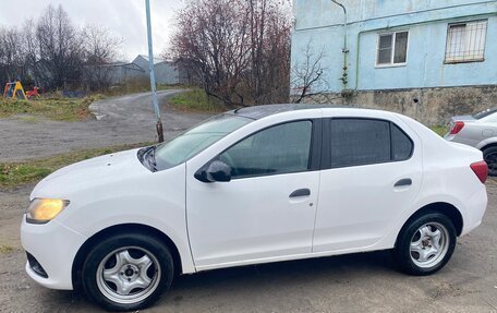 Renault Logan II, 2016 год, 455 000 рублей, 1 фотография