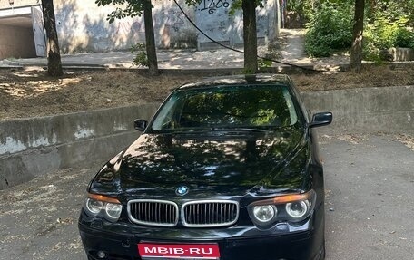 BMW 7 серия, 2002 год, 550 000 рублей, 1 фотография